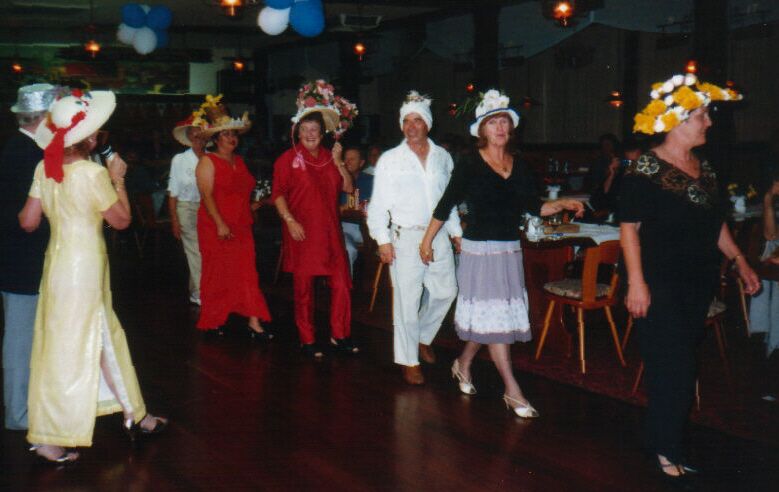 easterbonnetparade.jpg